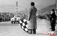 BMW 328 Mille Miglia Touring Coupé vencedor del Mille Miglia Grand Prix de 1940.
