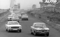 BMW 2000 Ti en el circuito de Nürburgring (1966).