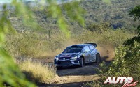 Andreas Mikkelsen al volante del Volkswagen Polo R WRC, durante el Rally de Argentina 2016, puntuable para el Campeonato del Mundo de Rallyes WRC 2016.