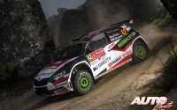 Nicolás Fuchs al volante del Skoda Fabia R5 WRC2, durante el Rally de Portugal 2016, puntuable para el Campeonato del Mundo de Rallyes WRC2 2016.