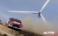 Kris Meeke al volante del Citroën DS3 WRC, vencedor del Rally de Portugal 2016, puntuable para el Campeonato del Mundo de Rallyes WRC 2016.