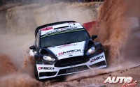 Ott Tänak al volante del Ford Fiesta RS WRC, durante el Rally de Italia/Cerdeña 2016, puntuable para el Campeonato del Mundo de Rallyes WRC 2016.