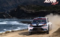 Teemu Suninen al volante del Skoda Fabia R5 WRC2, durante el Rally de Italia/Cerdeña 2016, puntuable para el Campeonato del Mundo de Rallyes WRC2 2016.