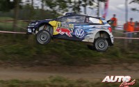 Andreas Mikkelsen al volante del Volkswagen Polo R WRC, vencedor del Rally de Polonia 2016, puntuable para el Campeonato del Mundo de Rallyes WRC 2016.
