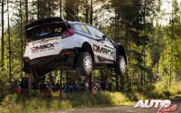 Ott Tänak al volante del Ford Fiesta RS WRC, durante el Rally de Finlandia 2016, puntuable para el Campeonato del Mundo de Rallyes WRC.