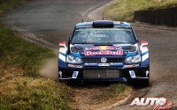 Jari-Matti Latvala al volante del Volkswagen Polo R WRC, durante el Rally de Alemania 2016, puntuable para el Campeonato del Mundo de Rallyes WRC.