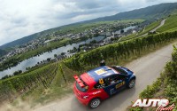 José Antonio Suárez al volante del Peugeot 208 T16 R5 WRC2, durante el Rally de Alemania 2016, puntuable para el Campeonato del Mundo de Rallyes WRC2.