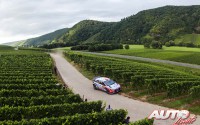 Dani Sordo al volante del Hyundai i20 WRC, durante el Rally de Alemania 2016, puntuable para el Campeonato del Mundo de Rallyes WRC.