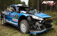 Accidente de Eric Camilli al volante del Ford Fiesta RS WRC, durante el Rally de Finlandia 2016, puntuable para el Campeonato del Mundo de Rallyes WRC.