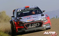Dani Sordo al volante del Hyundai i20 WRC, durante el Rally de Francia / Tour de Córcega 2016, puntuable para el Campeonato del Mundo de Rallyes WRC 2016.