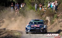 Jari-Matti Latvala al volante del Volkswagen Polo R WRC, durante el Rally de Francia / Tour de Córcega 2016, puntuable para el Campeonato del Mundo de Rallyes WRC 2016.
