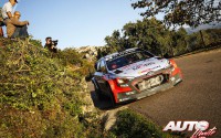 Thierry Neuville al volante del Hyundai i20 WRC, durante el Rally de Francia / Tour de Córcega 2016, puntuable para el Campeonato del Mundo de Rallyes WRC 2016.