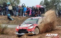 Kris Meeke al volante del Citroën DS3 WRC, durante el Rally de España / Cataluña 2016, puntuable para el Campeonato del Mundo de Rallyes WRC 2016.
