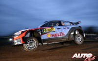 Thierry Neuville al volante del Hyundai i20 WRC, durante el Rally de España / Cataluña 2016, puntuable para el Campeonato del Mundo de Rallyes WRC 2016.