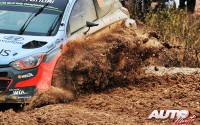 Kevin Abbring al volante del Hyundai i20 WRC, durante el Rally de España / Cataluña 2016, puntuable para el Campeonato del Mundo de Rallyes WRC 2016.