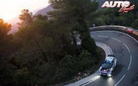 Sébastien Ogier al volante del Volkswagen Polo R WRC, durante el Rally de España / Cataluña 2016, puntuable para el Campeonato del Mundo de Rallyes WRC 2016.