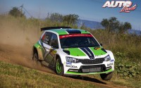 Pontus Tidemand al volante del Skoda Fabia R5 WRC2, durante el Rally de España / Cataluña 2016, puntuable para el Campeonato del Mundo de Rallyes WRC2 2016.