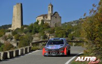 Kevin Abbring al volante del Hyundai i20 WRC, durante el Rally de España / Cataluña 2016, puntuable para el Campeonato del Mundo de Rallyes WRC 2016.