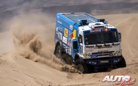 Eduard Nikolaev, al volante del Kamaz 4326, durante la 4ª etapa del Rally Dakar 2017, disputada entre San Salvador de Jujuy (Argentina) y Tupiza (Bolivia).