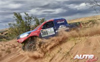 Nani Roma, al volante del Toyota Hilux V8 4x4, durante la 12ª etapa del Rally Dakar 2017, disputada entre Río Cuarto y Buenos Aires (Argentina).