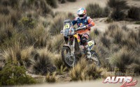 Sam Sunderland, a los mandos de la KTM 450 Rally Replica, durante la 7ª etapa del Rally Dakar 2017, disputada entre La Paz y Uyuni (Bolivia).
