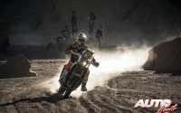 Matthias Walkner, a los mandos de la KTM 450 Rally Replica, durante la 10ª etapa del Rally Dakar 2017, disputada entre Chilecito y San Juan (Argentina).
