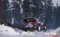 Ott Tänak, al volante del Ford Fiesta WRC, durante el Rallye de Suecia 2017, puntuable para el Campeonato del Mundo de Rallyes WRC.