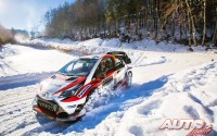 Jari-Matti Latvala, al volante del Toyota Yaris WRC, durante el Rallye de Montecarlo 2017, puntuable para el Campeonato del Mundo de Rallyes WRC.