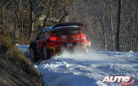 Kris Meeke, al volante del Citroën C3 WRC, durante el Rallye de Montecarlo 2017, puntuable para el Campeonato del Mundo de Rallyes WRC.