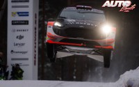 Mads Ostberg, al volante del Ford Fiesta WRC, durante el Rallye de Suecia 2017, puntuable para el Campeonato del Mundo de Rallyes WRC.