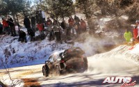 Juho Hänninen, al volante del Toyota Yaris WRC, durante el Rallye de Montecarlo 2017, puntuable para el Campeonato del Mundo de Rallyes WRC.