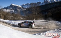 Kevin Abbring, al volante del Hyundai i20 R5 WRC2, durante el Rallye de Montecarlo 2017, puntuable para el Campeonato del Mundo de Rallyes WRC2.