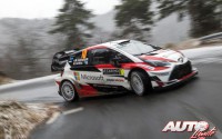 Jari-Matti Latvala, al volante del Toyota Yaris WRC, durante el Rallye de Montecarlo 2017, puntuable para el Campeonato del Mundo de Rallyes WRC.
