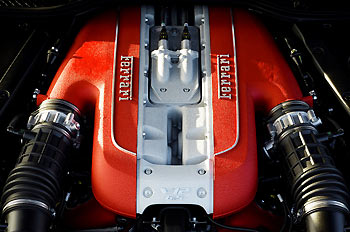 08_Ferrari-812-Superfast