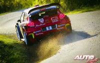 Craig Breen, al volante del Citroën C3 WRC, durante el Rallye de Francia 2017, puntuable para el Campeonato del Mundo de Rallies WRC.