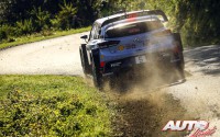Thierry Neuville, al volante del Hyundai i20 Coupé WRC, durante el Rallye de Francia 2017, puntuable para el Campeonato del Mundo de Rallies WRC.