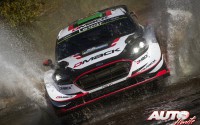 Elfyn Evans, al volante del Ford Fiesta WRC, durante el Rallye de Argentina 2017, puntuable para el Campeonato del Mundo de Rallies WRC.