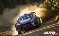 Dani Sordo, al volante del Hyundai i20 Coupé WRC, durante el Rallye de Portugal 2017, puntuable para el Campeonato del Mundo de Rallyes WRC.