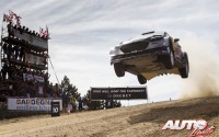 Sébastien Ogier, al volante del Ford Fiesta WRC, durante el Rallye de Italia 2017, puntuable para el Campeonato del Mundo de Rallyes WRC.