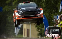 Mads Ostberg, al volante del Ford Fiesta WRC, durante el Rally de Finlandia 2017, puntuable para el Campeonato del Mundo de Rallies WRC.