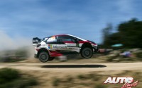 Jari-Matti Latvala, al volante del Toyota Yaris WRC, durante el Rallye de Italia 2017, puntuable para el Campeonato del Mundo de Rallyes WRC.