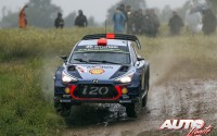 Dani Sordo, al volante del Hyundai i20 Coupé WRC, durante el Rallye de Polonia 2017, puntuable para el Campeonato del Mundo de Rallies WRC.