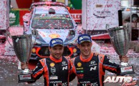 Thierry Neuville y Nicolas Gilsoul, a bordo del Hyundai i20 Coupé WRC, vencedores del Rallye de Polonia 2017, puntuable para el Campeonato del Mundo de Rallies WRC.