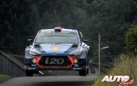 Thierry Neuville, al volante del Hyundai i20 Coupé WRC, durante el Rally de Alemania 2017, puntuable para el Campeonato del Mundo de Rallies WRC.