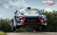 Thierry Neuville, al volante del Hyundai i20 Coupé WRC, durante el Rally de Alemania 2017, puntuable para el Campeonato del Mundo de Rallies WRC.
