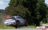 Dani Sordo, al volante del Hyundai i20 Coupé WRC, durante el Rally de Alemania 2017, puntuable para el Campeonato del Mundo de Rallies WRC.