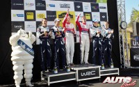 Podio del Rally de España 2017, puntuable para el Campeonato del Mundo de Rallies WRC. De izquierda a derecha: Julien Ingrassia y Sébastien Ogier (Ford), Paul Nagle junto a Kris Meeke (Citroën) y Ott Tänak con Martin Järveoja (Ford).