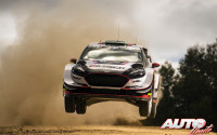 Elfyn Evans, al volante del Ford Fiesta WRC, durante el Rally de Australia 2017, puntuable para el Campeonato del Mundo de Rallies WRC.