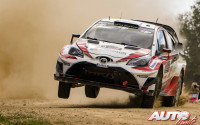 Jari-Matti Latvala, al volante del Toyota Yaris WRC, durante el Rally de Australia 2017, puntuable para el Campeonato del Mundo de Rallies WRC.