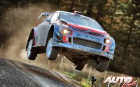 Khalid Al Qassimi, al volante del Citroën C3 WRC, durante el Rally de Gran Bretaña 2017, puntuable para el Campeonato del Mundo de Rallies WRC.